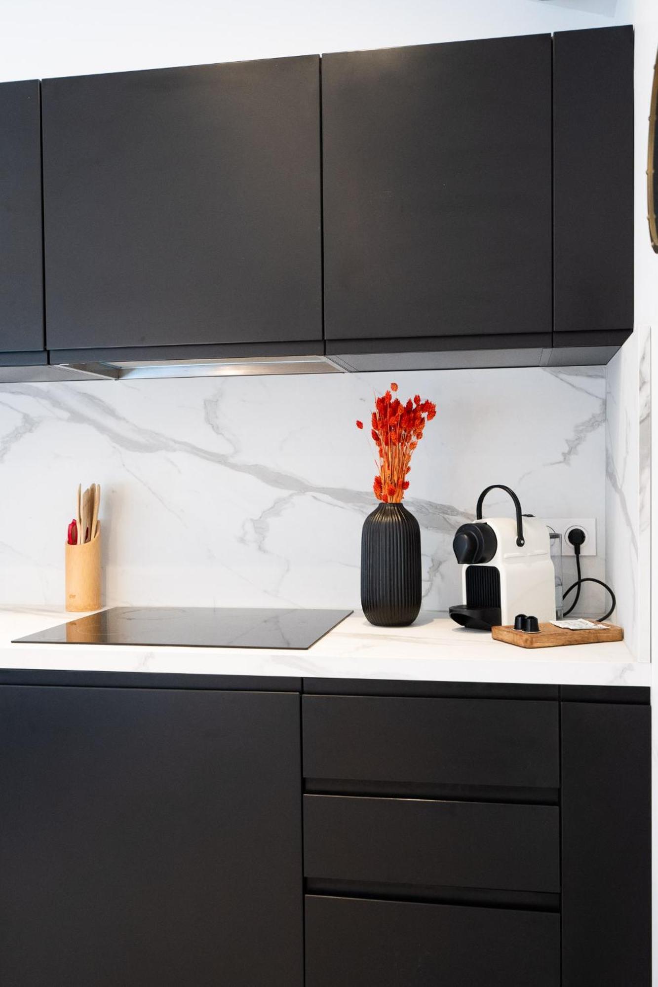 Loft Rosalie - Le Meridien A Charbonniere Les Bains - Parking - Netflix - Wifi Apartment *