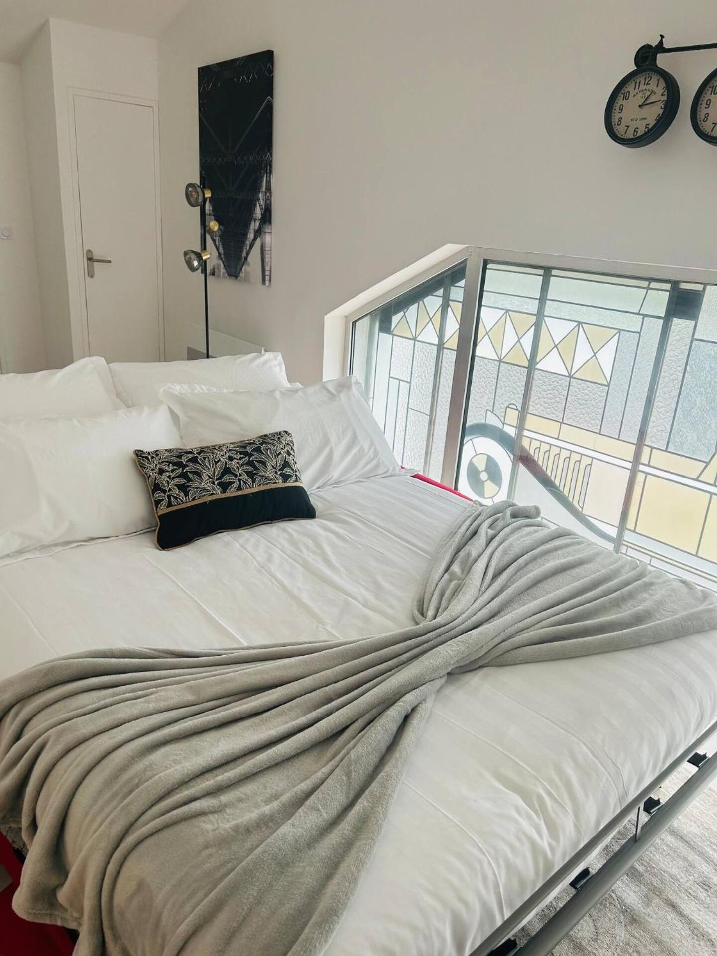 Loft Rosalie - Le Meridien A Charbonniere Les Bains - Parking - Netflix - Wifi Apartment Charbonnieres-les-Bains